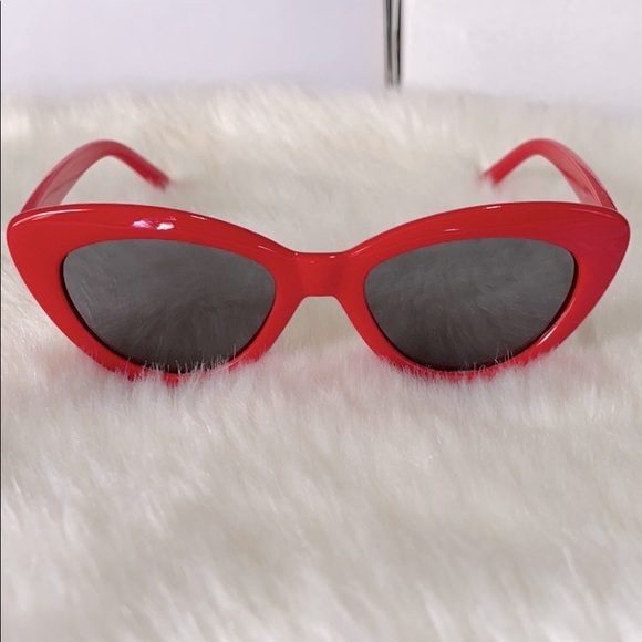 Accessories - Sunglasses